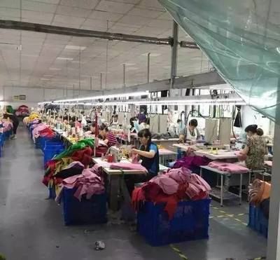 福利到,時尚圍巾免費送!大洋天地5樓!福州大型海寧皮草、雙面羊絨工廠直銷節盛大開幕!